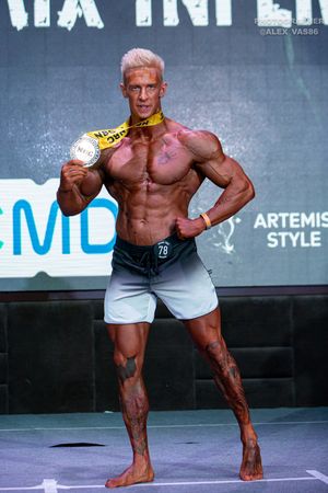 MEN'S PHYSIQUE 179